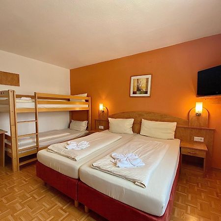 Hotel Gasthof Rose Günzburg Zewnętrze zdjęcie