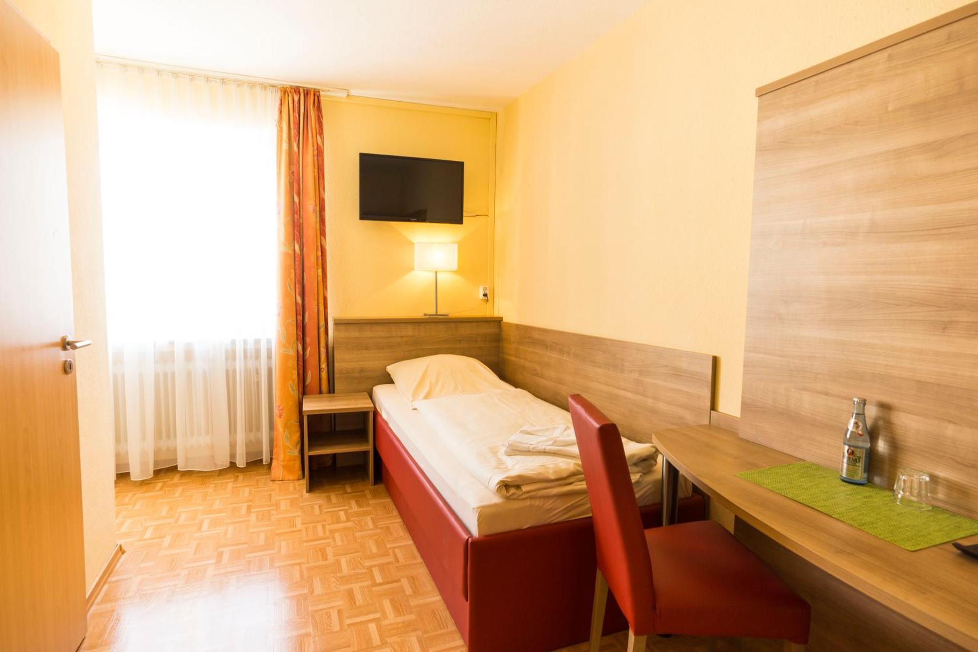 Hotel Gasthof Rose Günzburg Zewnętrze zdjęcie