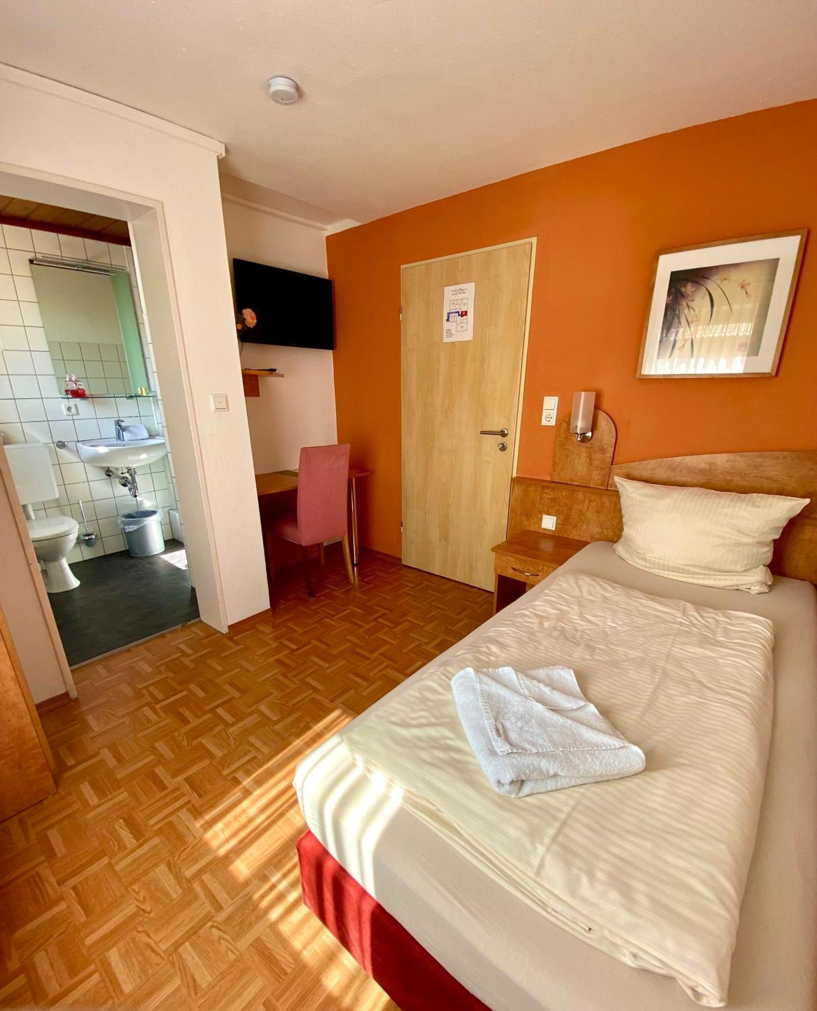 Hotel Gasthof Rose Günzburg Zewnętrze zdjęcie